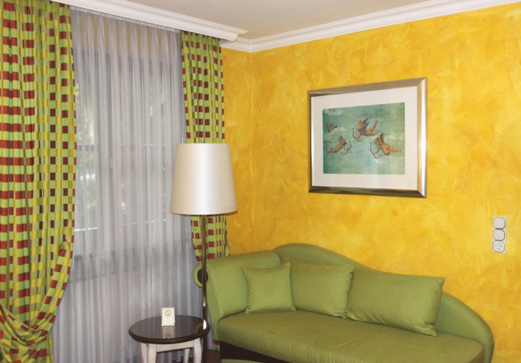 Hotel Rokokohaus Erlangen Kamer foto