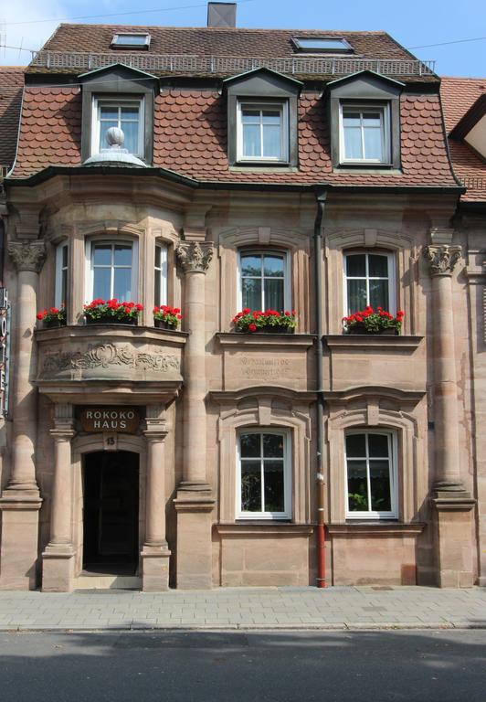 Hotel Rokokohaus Erlangen Buitenkant foto